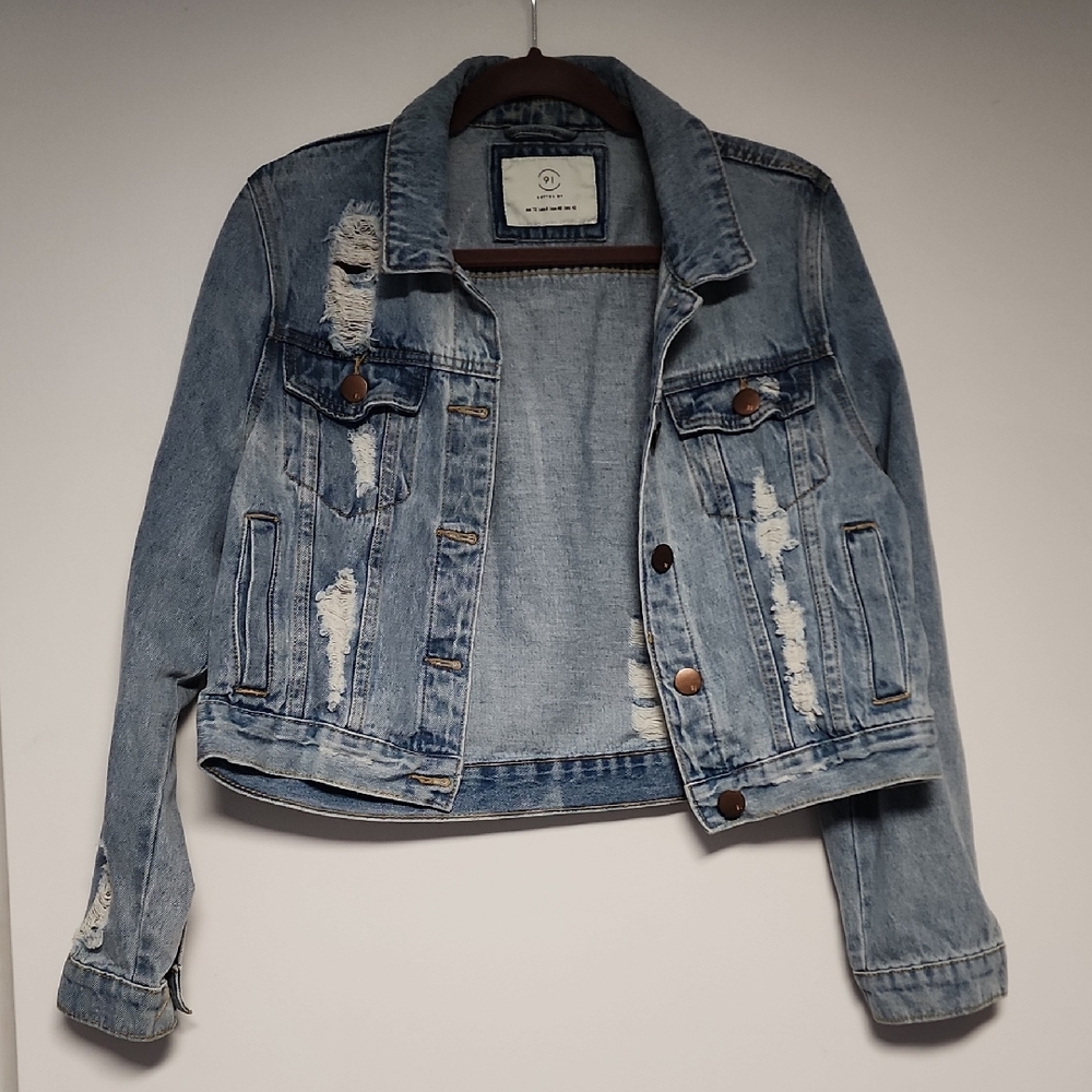 Cotton On 91 Light Blue Cropped Distressed Jean Jacket Size 8